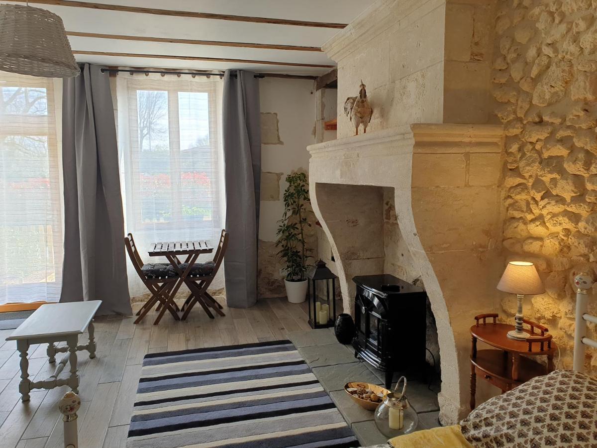 La Vieille Grange - Saint-Privat-Des-Pres住宿加早餐旅馆 外观 照片